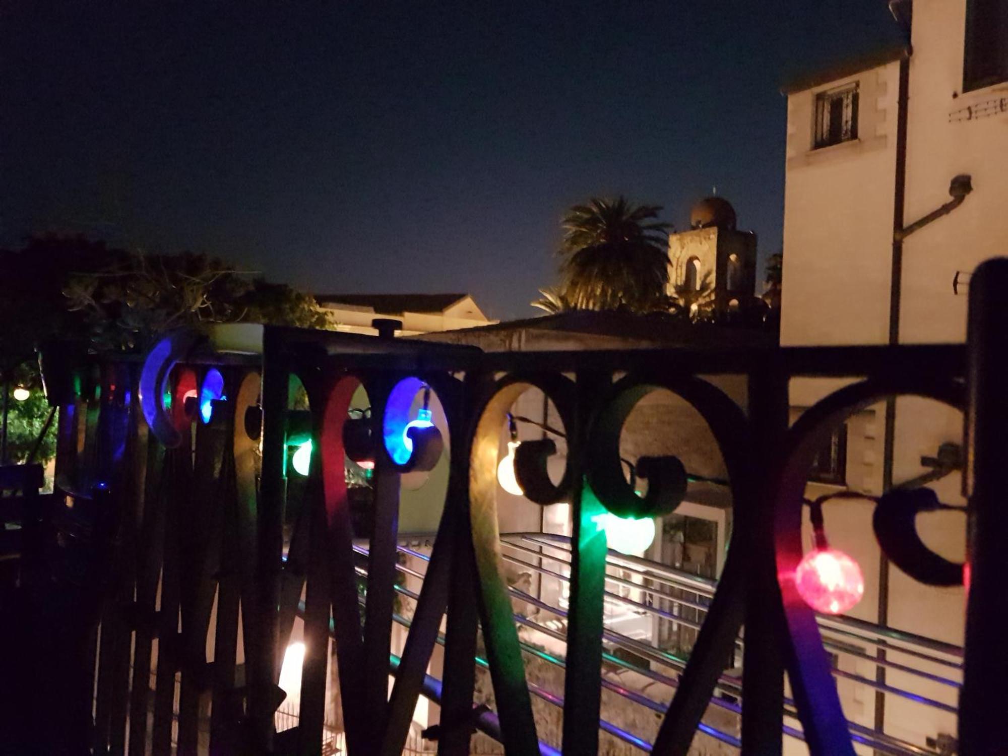Casa Vacanze Villa D'Orleans ปาแลร์โม ภายนอก รูปภาพ
